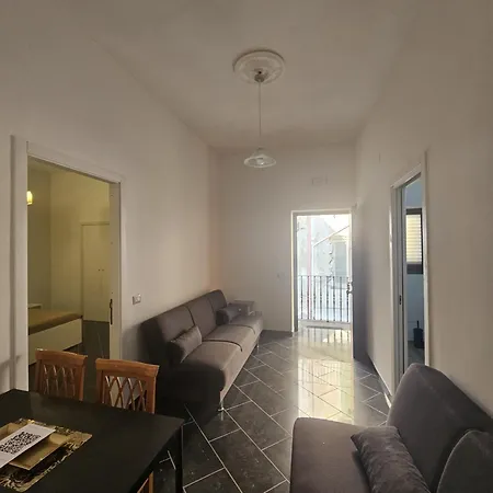 Trecorone Konukevi 3*